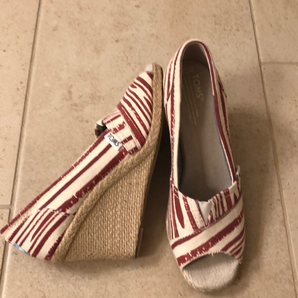 Toms wedges